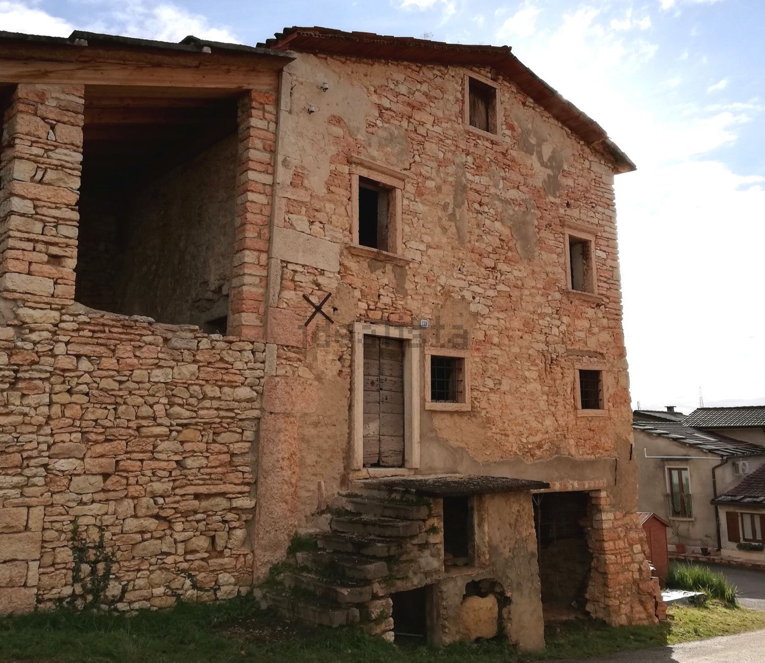 Rustici e casali a Cerro Veronese