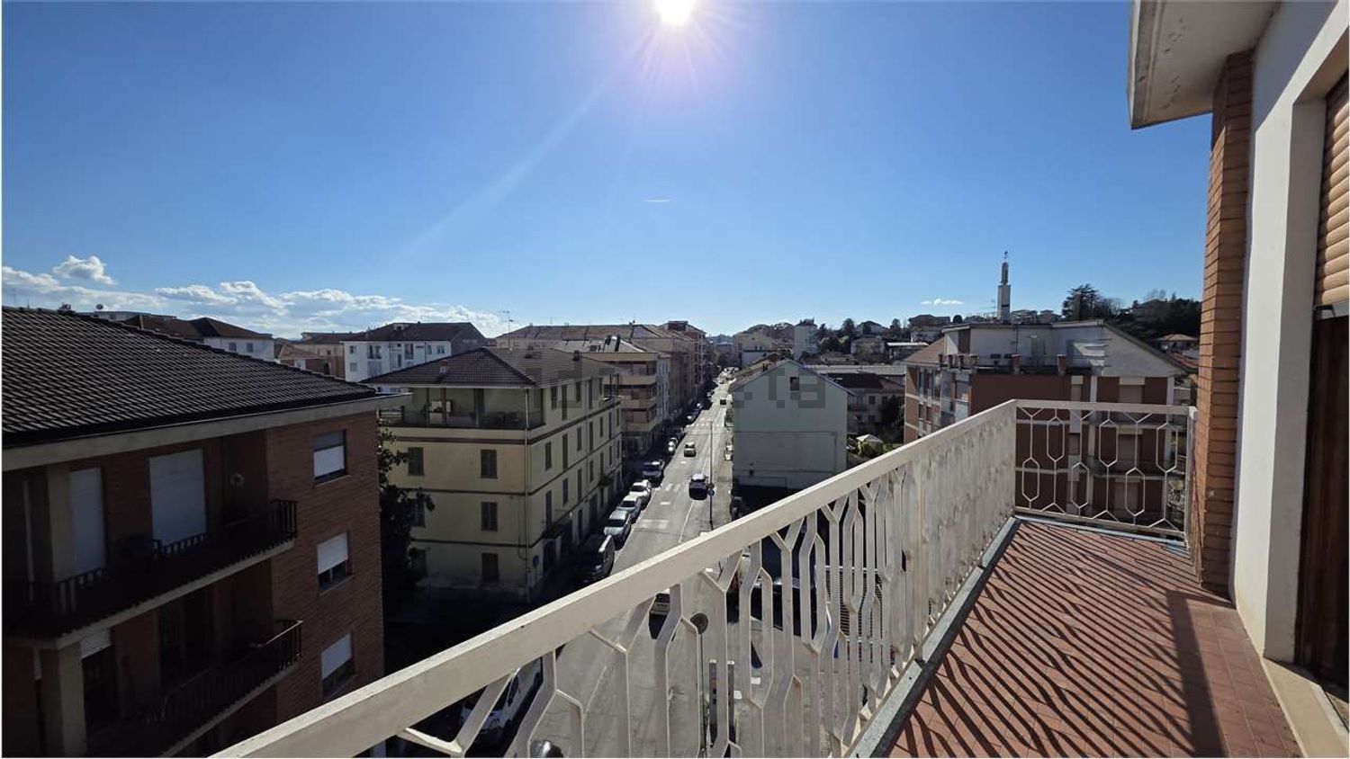 Appartement à Est, Asti