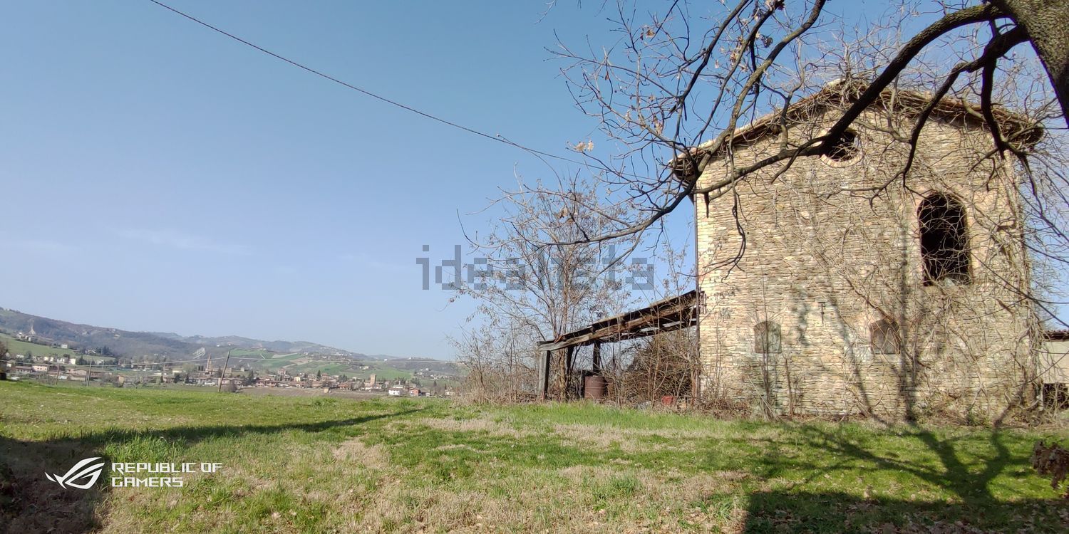 Country homes in Castelvetro di Modena
