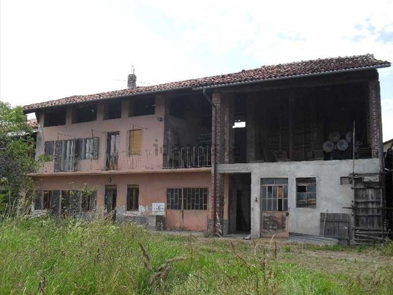 Rustici e casali a Valperga