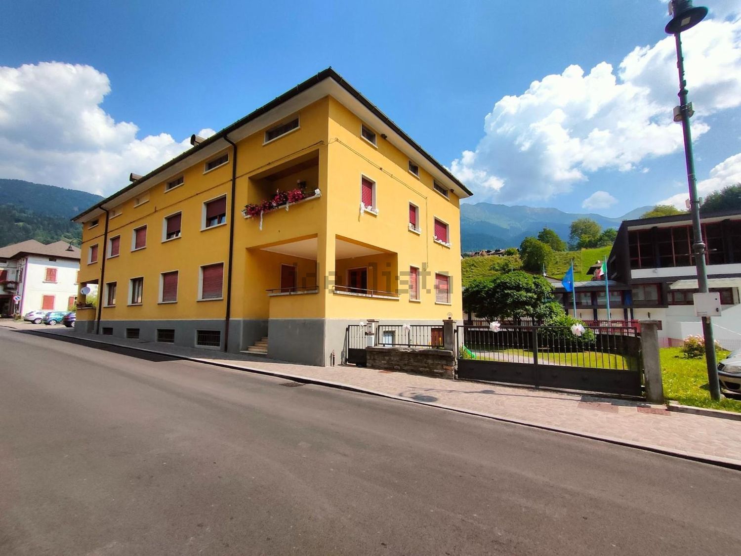 Flat in Paularo