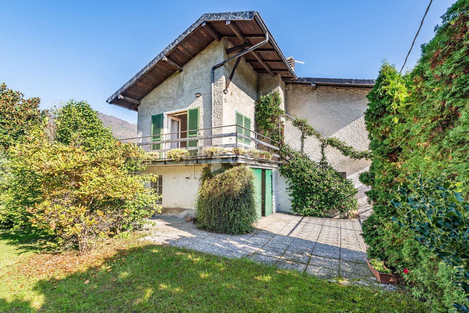 Reihenhaus in Cittiglio