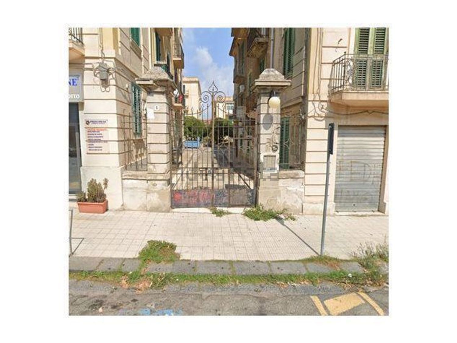 Appartamento a Gazzi - Provinciale - Bordonaro, Messina