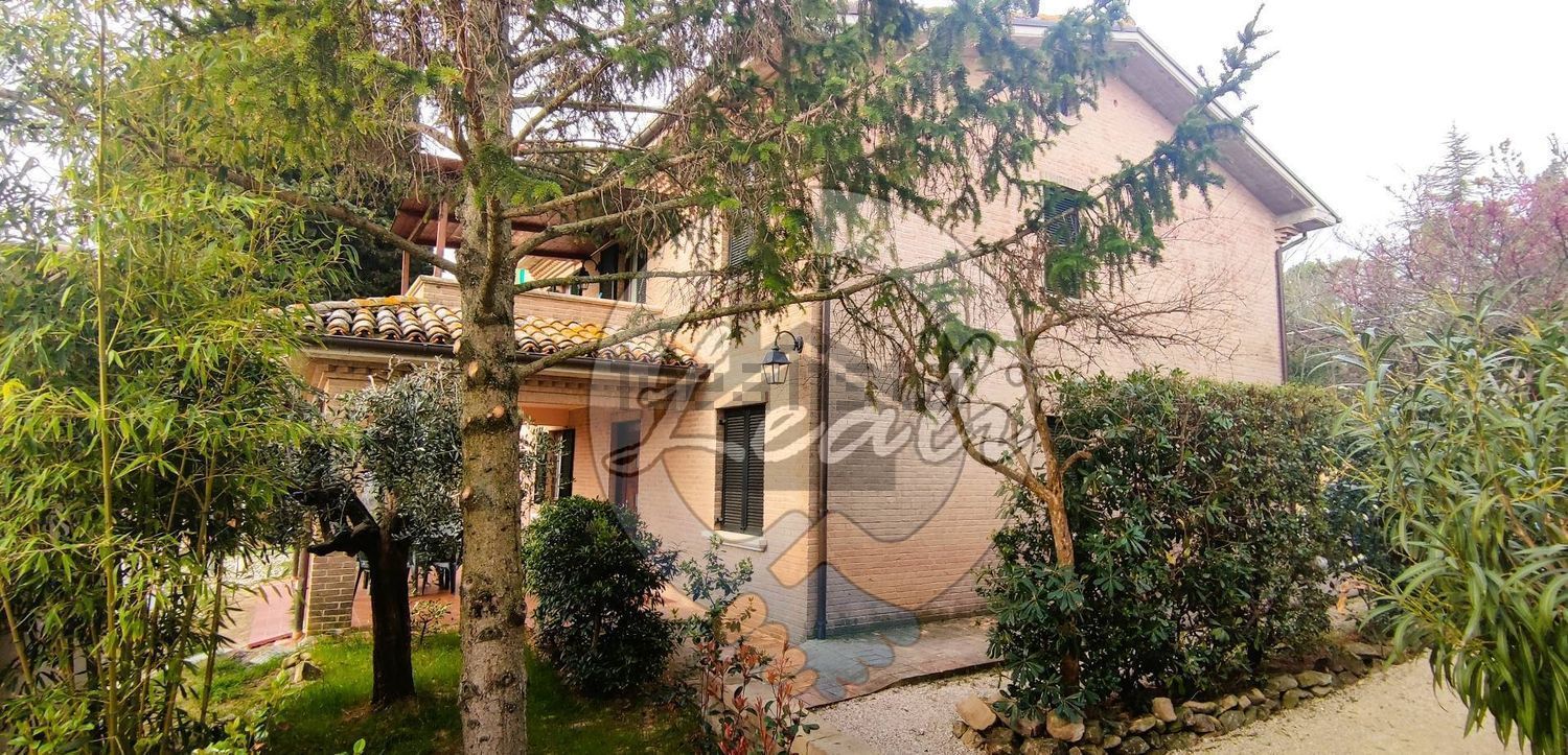 Villetta bifamiliare a Pollenza