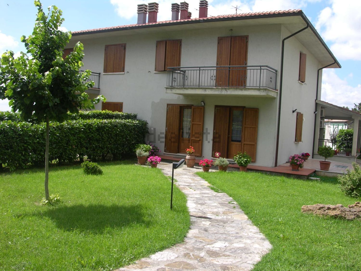 Chalet pareado en Semproniano