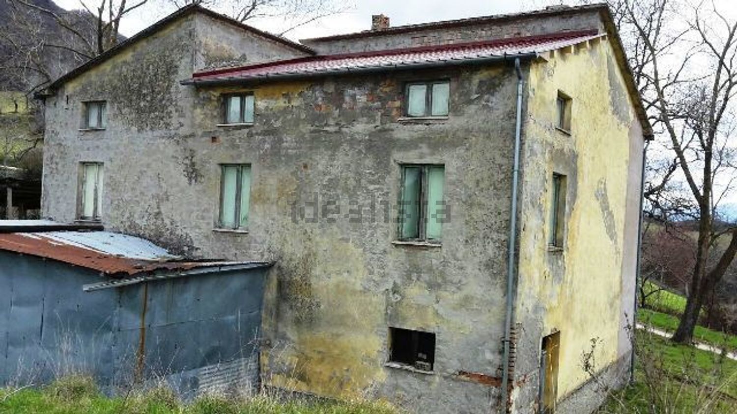 Country homes in Rotella