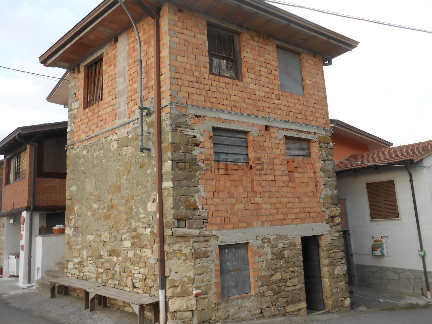 Casas rústicas en Coli