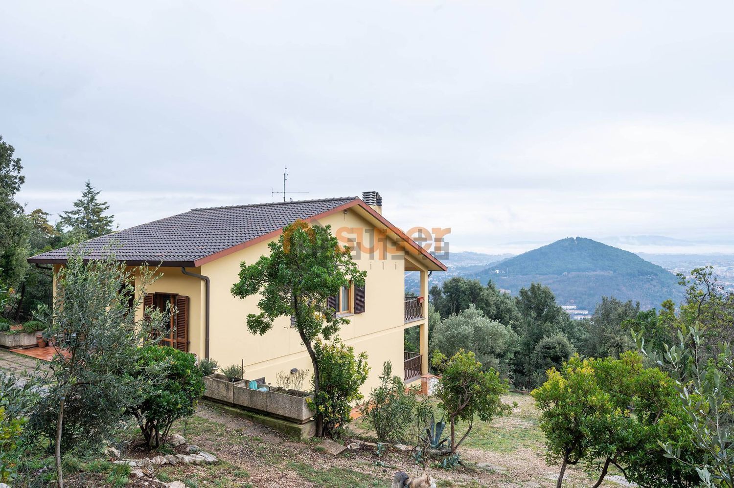 Chalet independiente en Madonna Alta - Ferro di Cavallo, Perugia