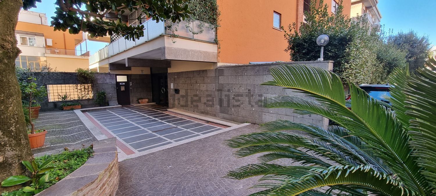 Appartamento a Cortina d'Ampezzo - Farnesina, Roma