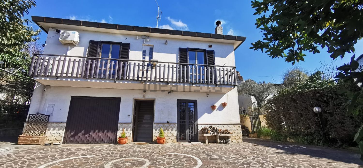 Semi-detached house in Anagni