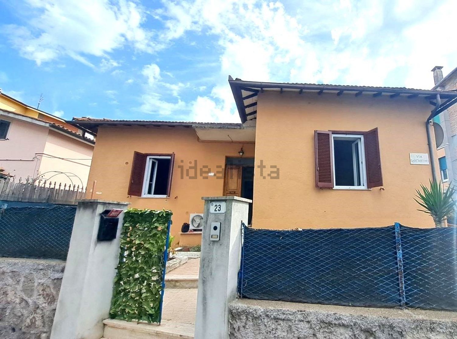 Semi-detached house in Fara in Sabina