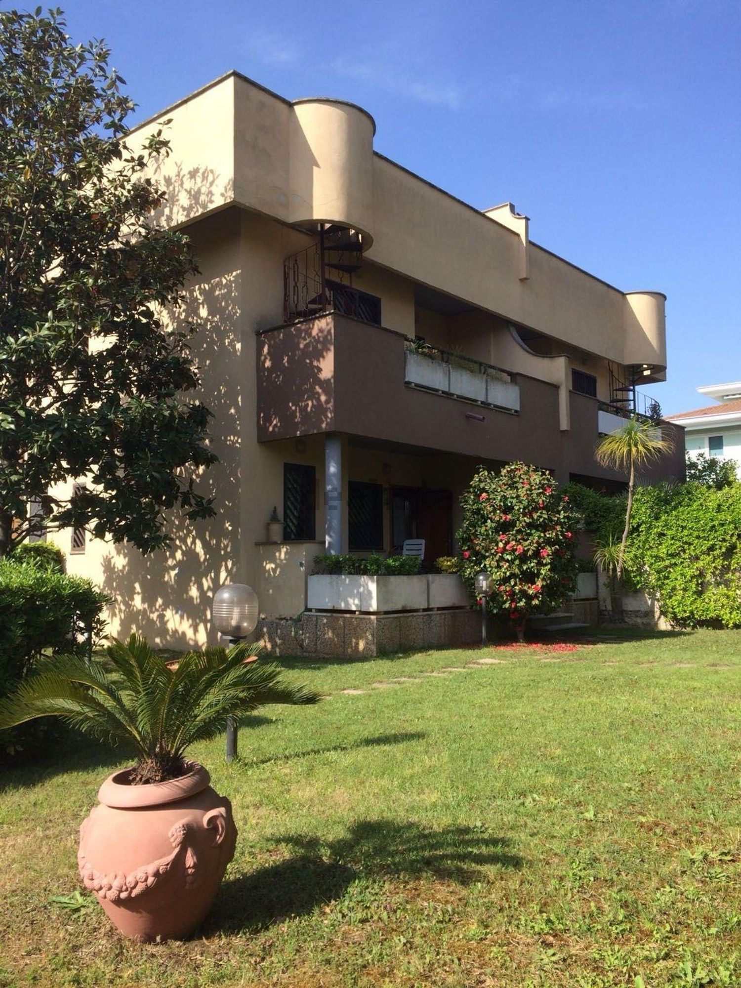 Semi-detached house in Cincinnato-Villa Claudia, Anzio