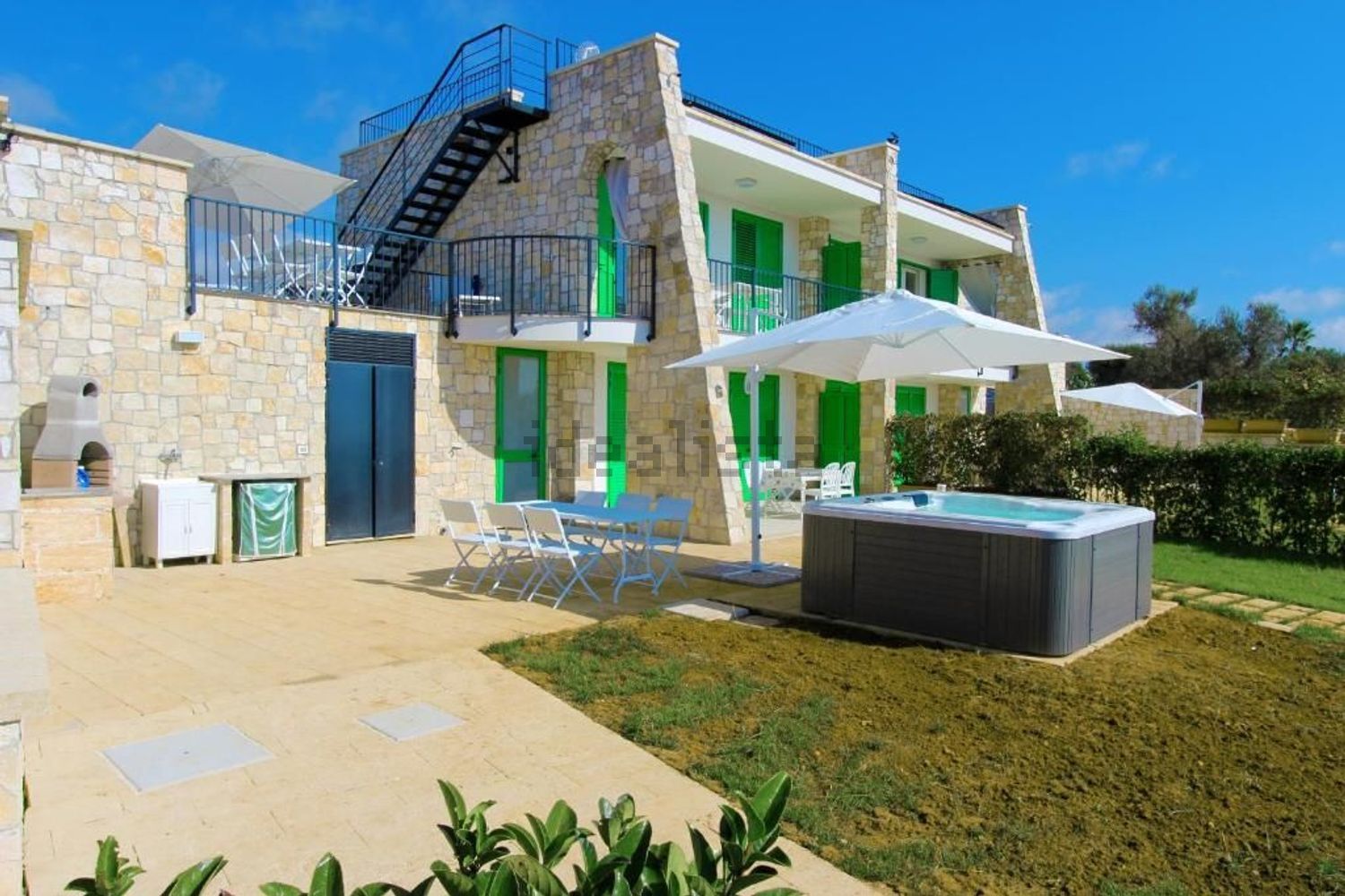 Chalet pareado en Pescoluse, Salve