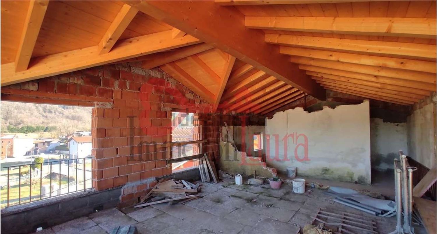 Appartamento a Bisuschio