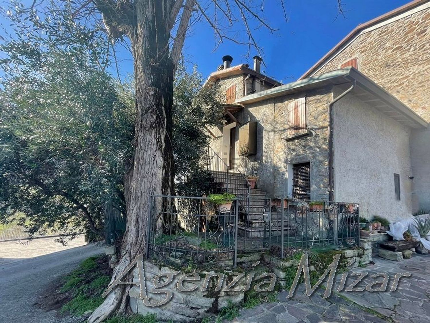 Rustici e casali a Fontanelice