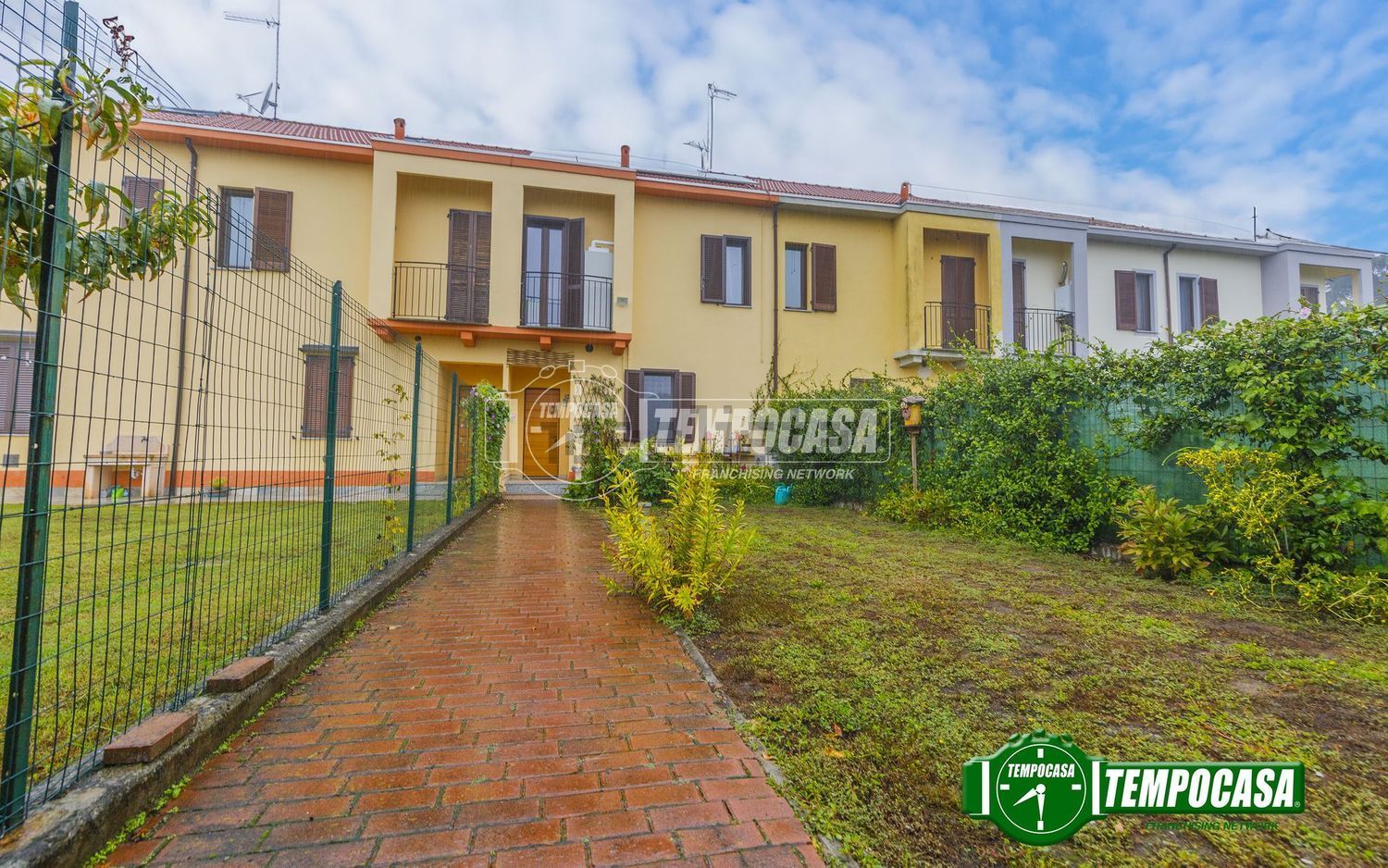 Villetta a schiera a Valle Salimbene