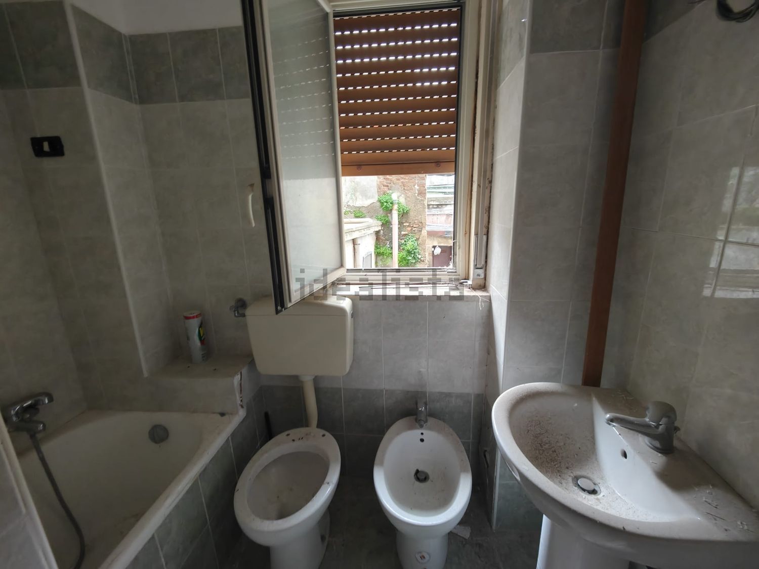 Appartement à Gazzi - Provinciale - Bordonaro, Messina