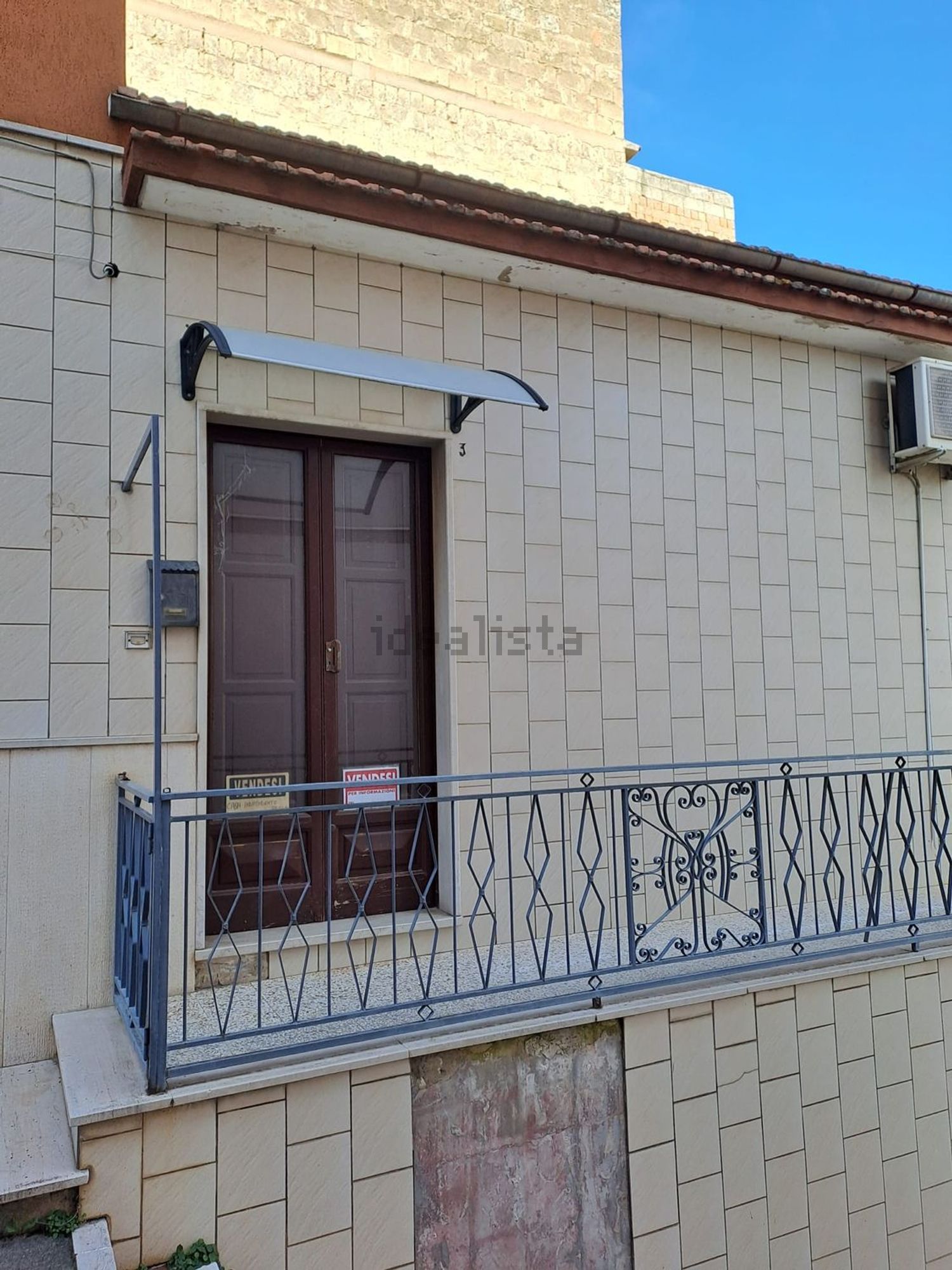 Frei stehendes Haus in San Nicandro Garganico