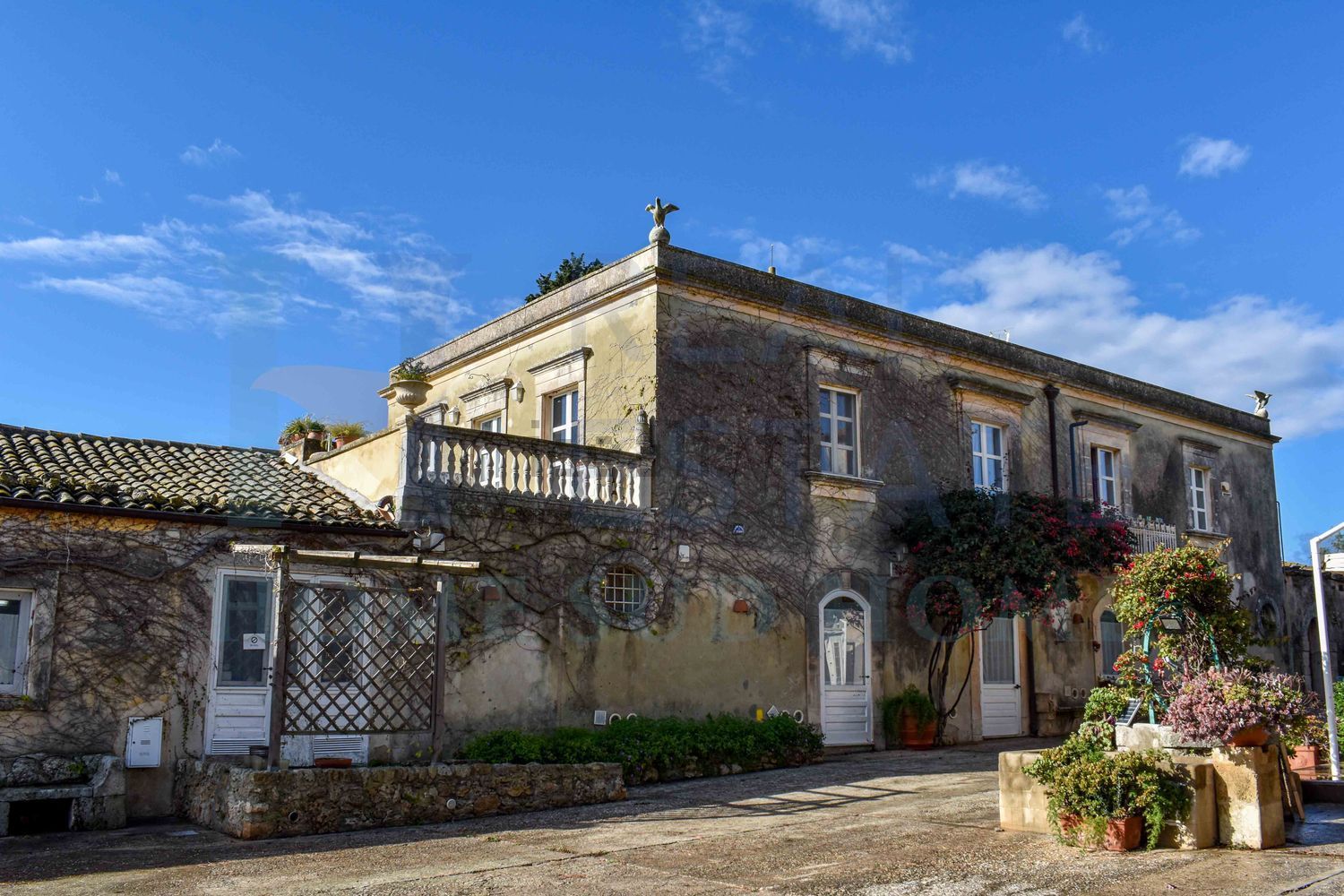 Villetta indipendente a Neapolis, Siracusa