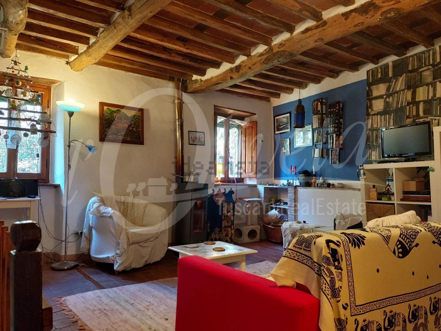 Semi-detached house in Borgo a Mozzano