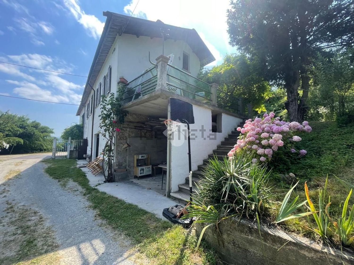 Reihenhaus in Ceva