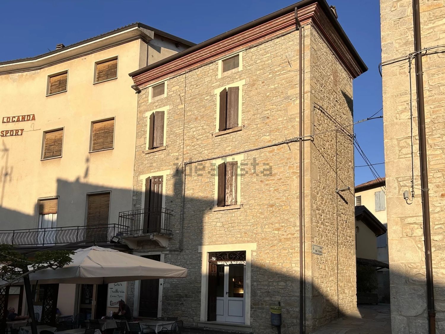 Casa de pueblo en Neviano degli Arduini
