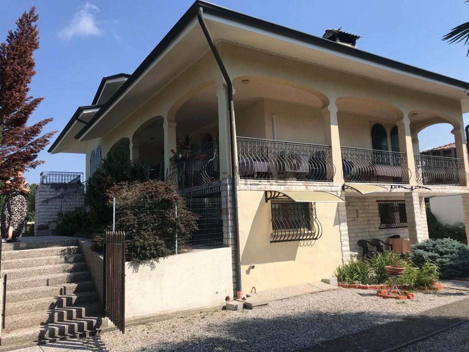 Case e ville a Fiume Veneto