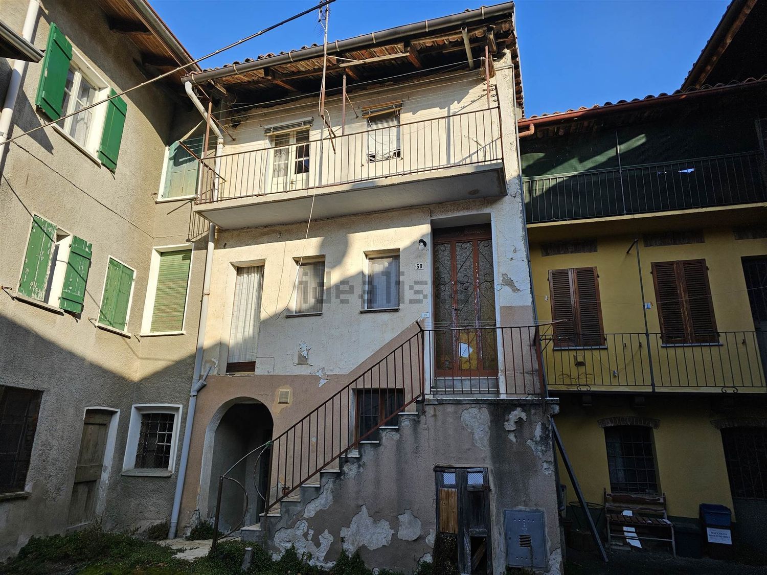 Moradia geminada em Zumaglia