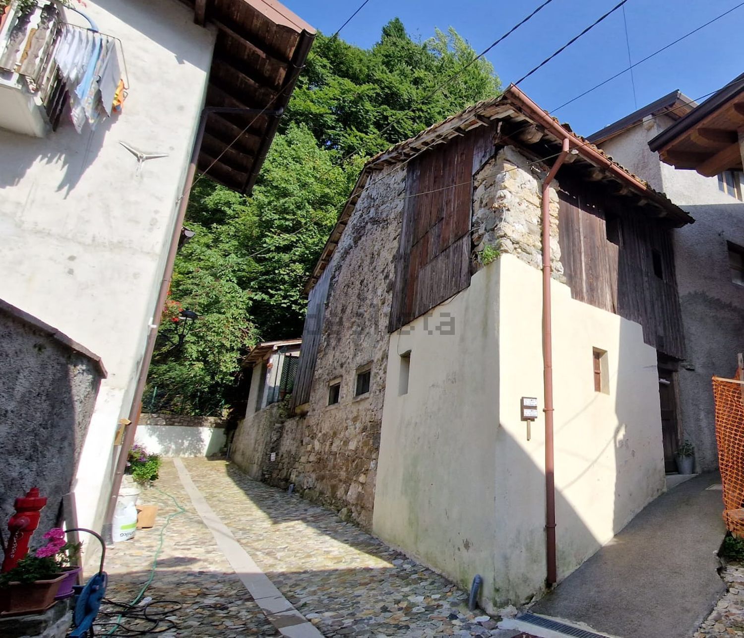 Rustici e casali a Moggio Udinese