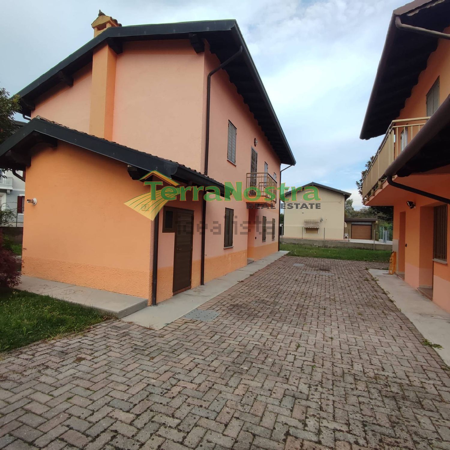 Detached house in Fanna