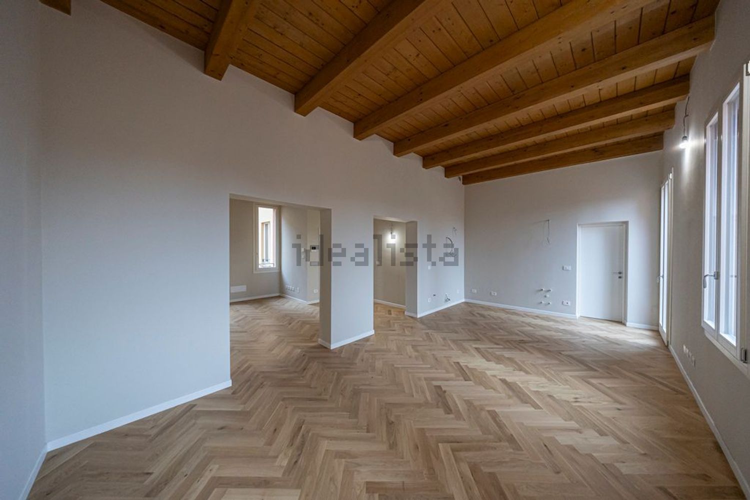 Appartamento a Centro Storico, Imola