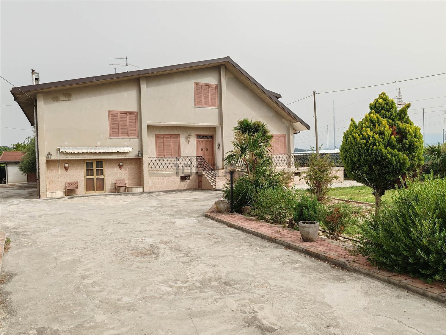 Chalet independiente en Cepagatti