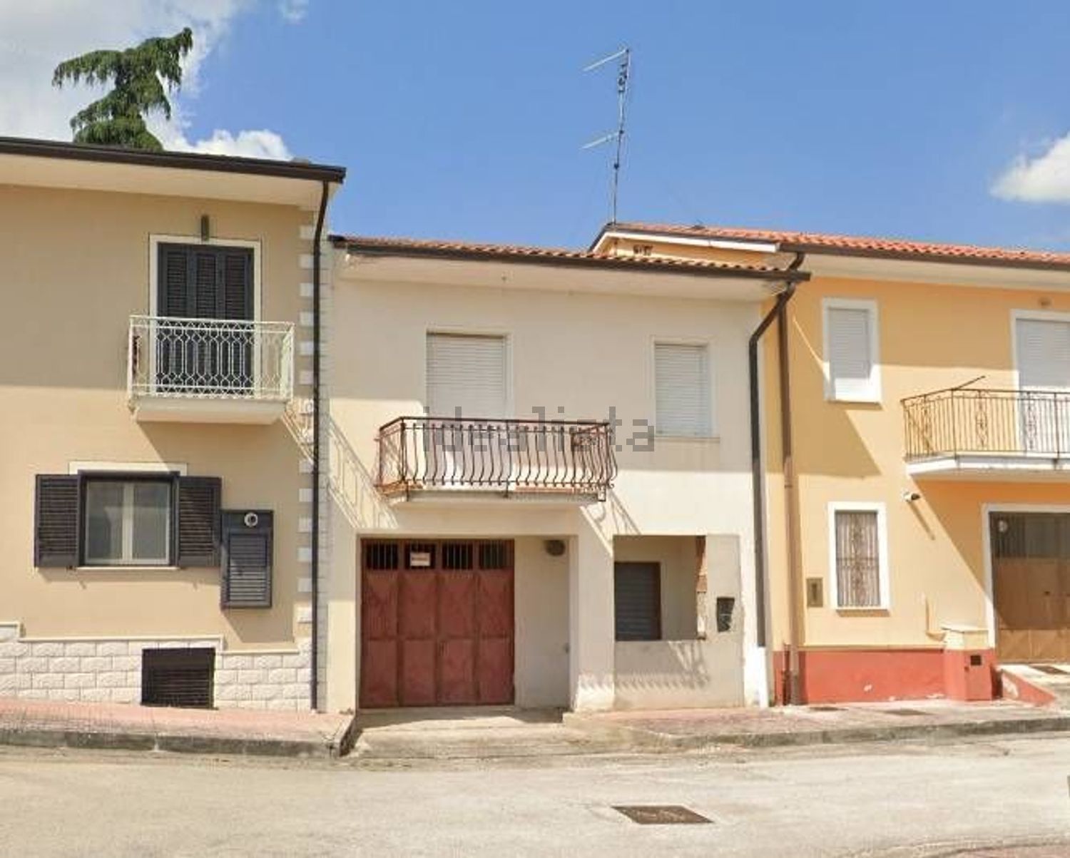 Chalet independiente en Villamaina