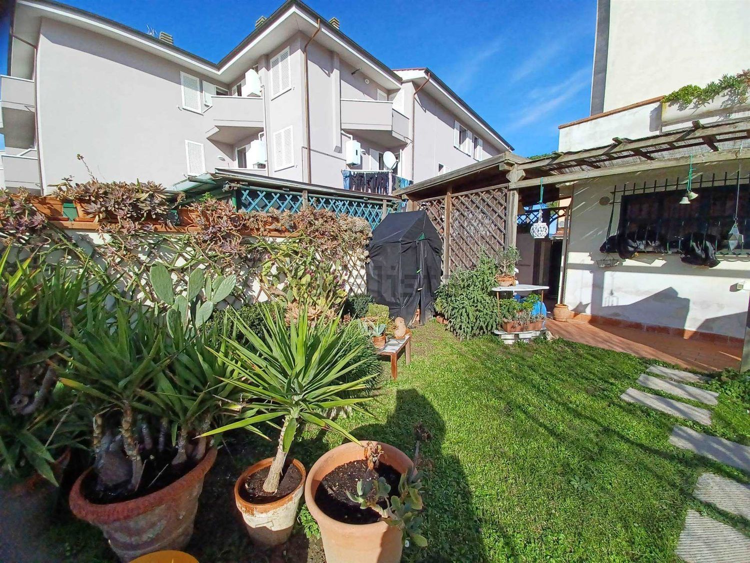 Detached house in Pozzale-Case Nuove-Monterappoli, Empoli