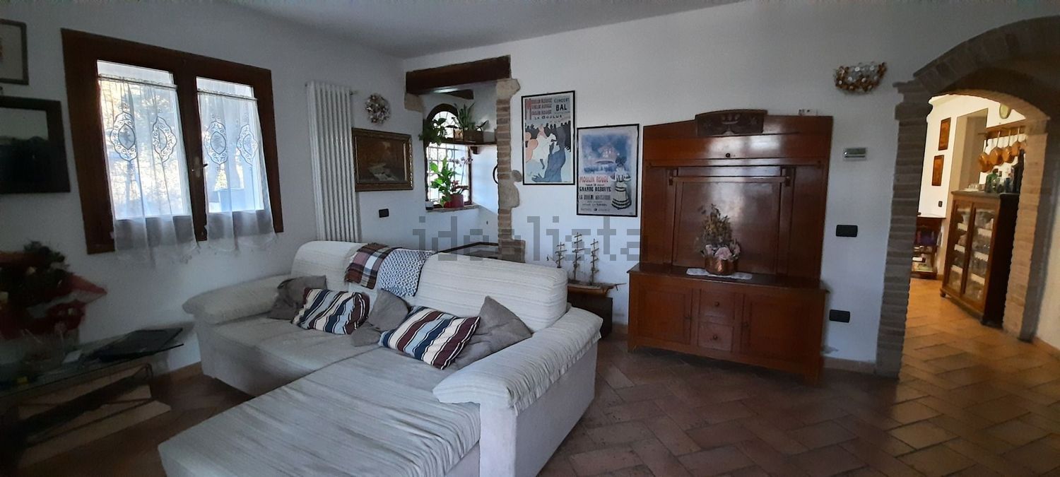 Villetta bifamiliare a Vecchiazzano, Forlì