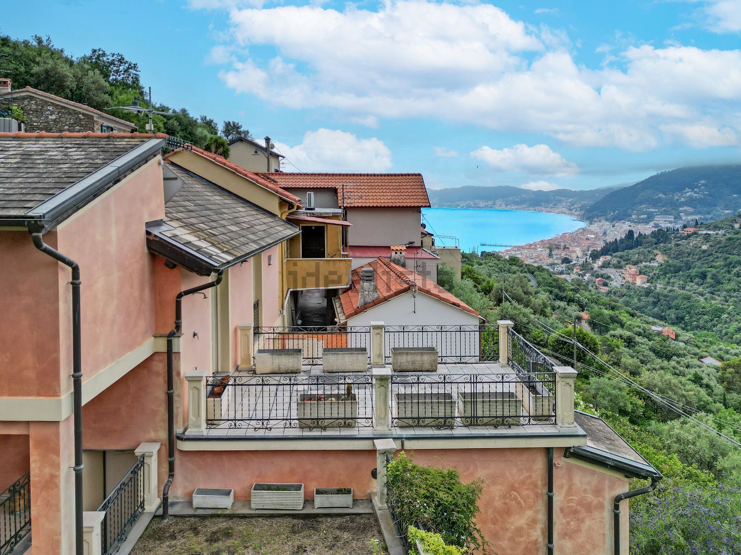 Villetta indipendente a Solva - Santa Croce, Alassio