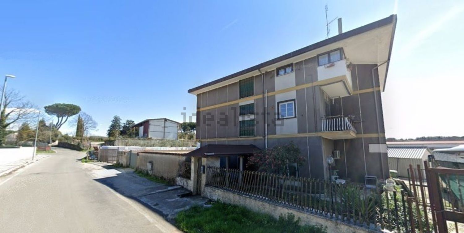 Flat in Lariano