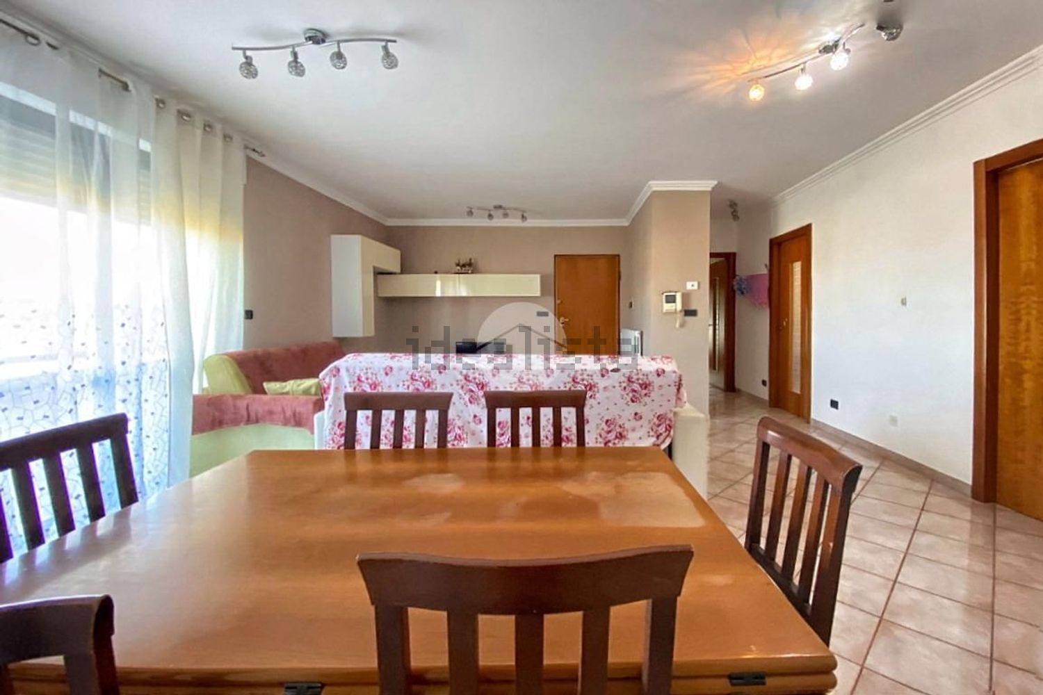 Appartamento a Collecorvino
