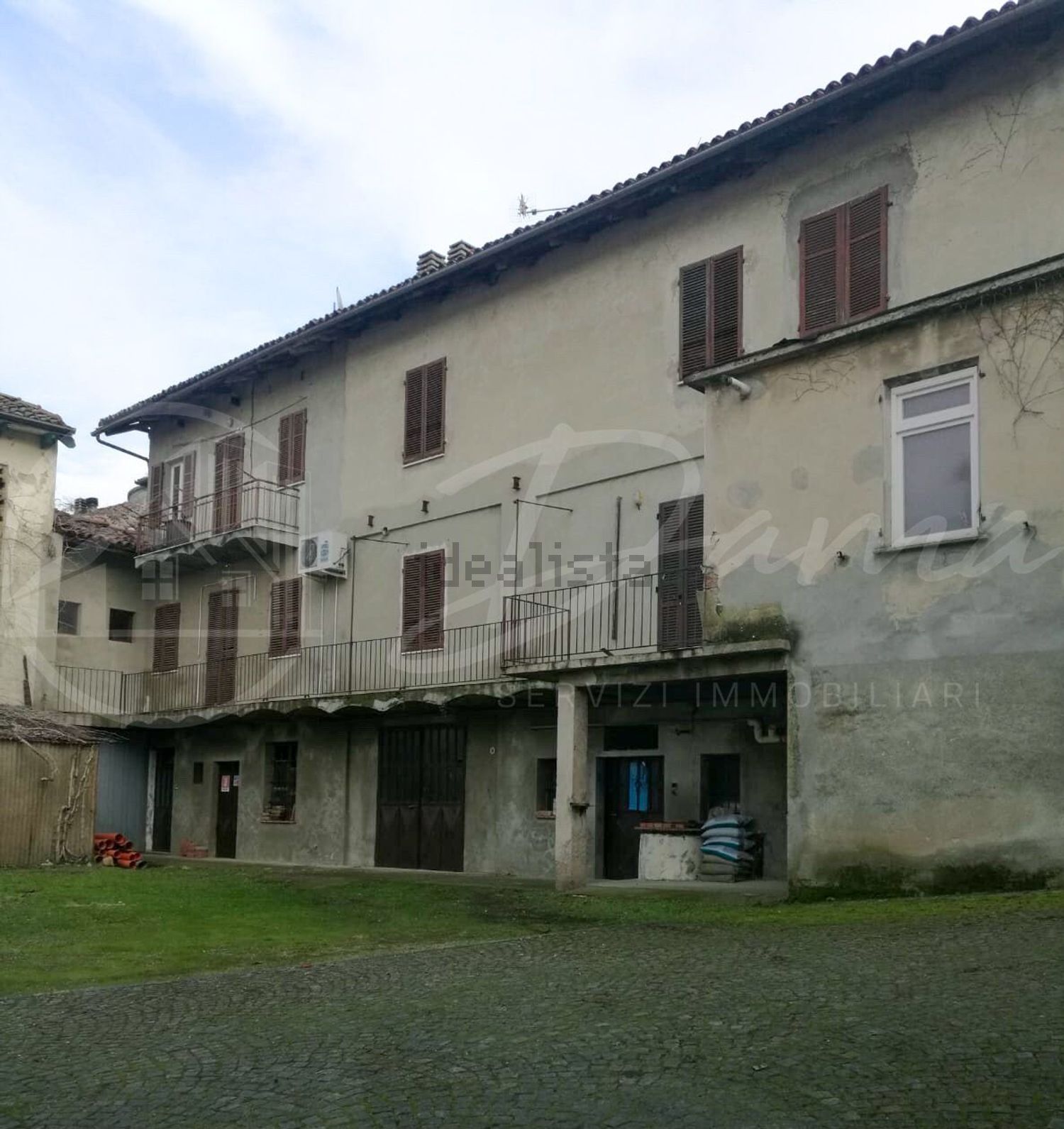 Villetta indipendente a Montaldo Scarampi