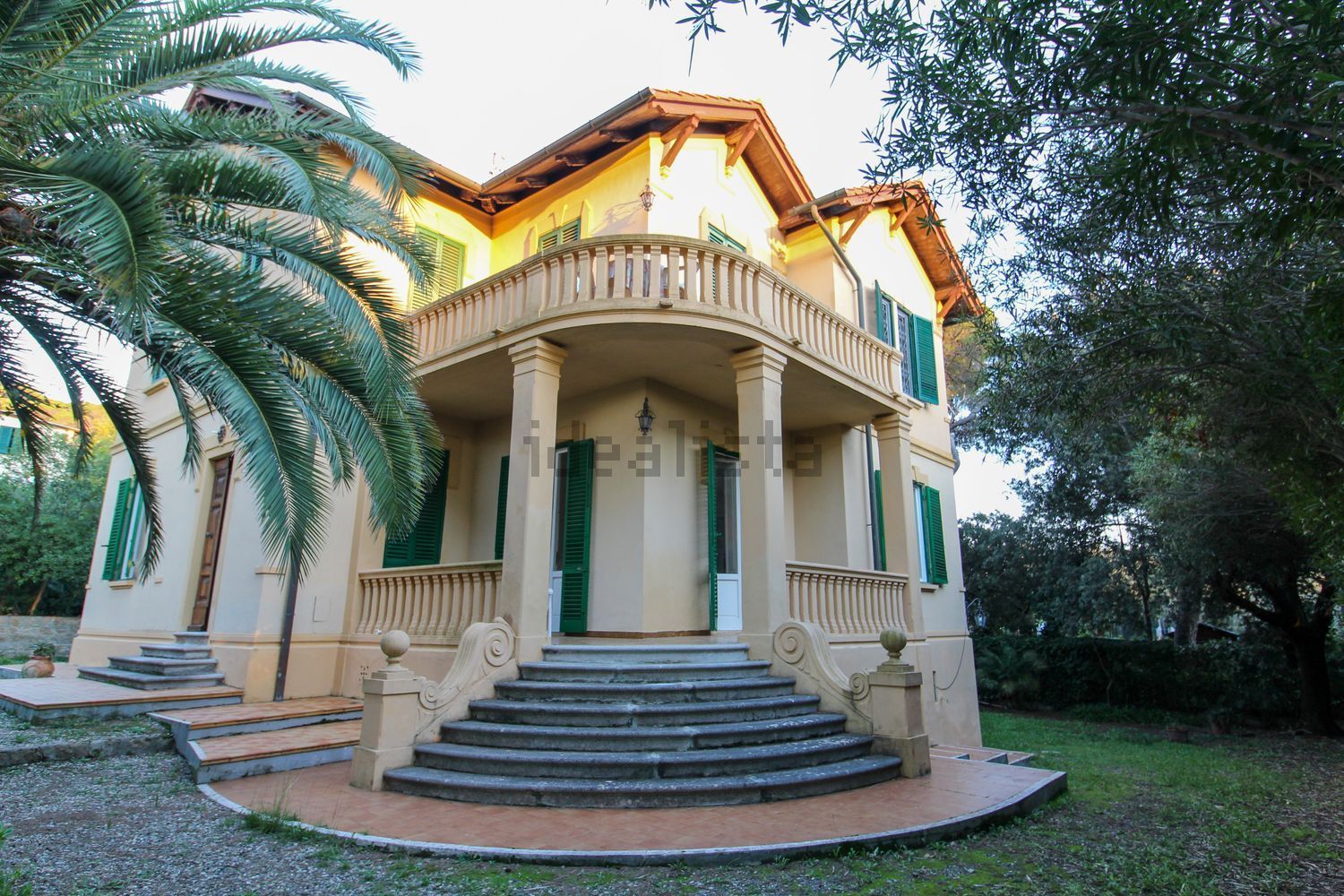 Häuser in Quercianella, Livorno
