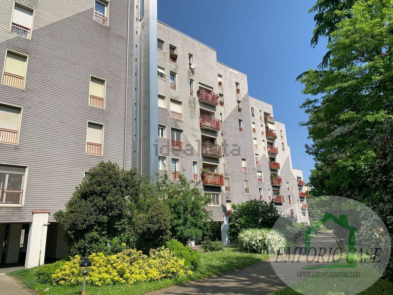 Appartamento a Villaggio Ambrosiano, Segrate