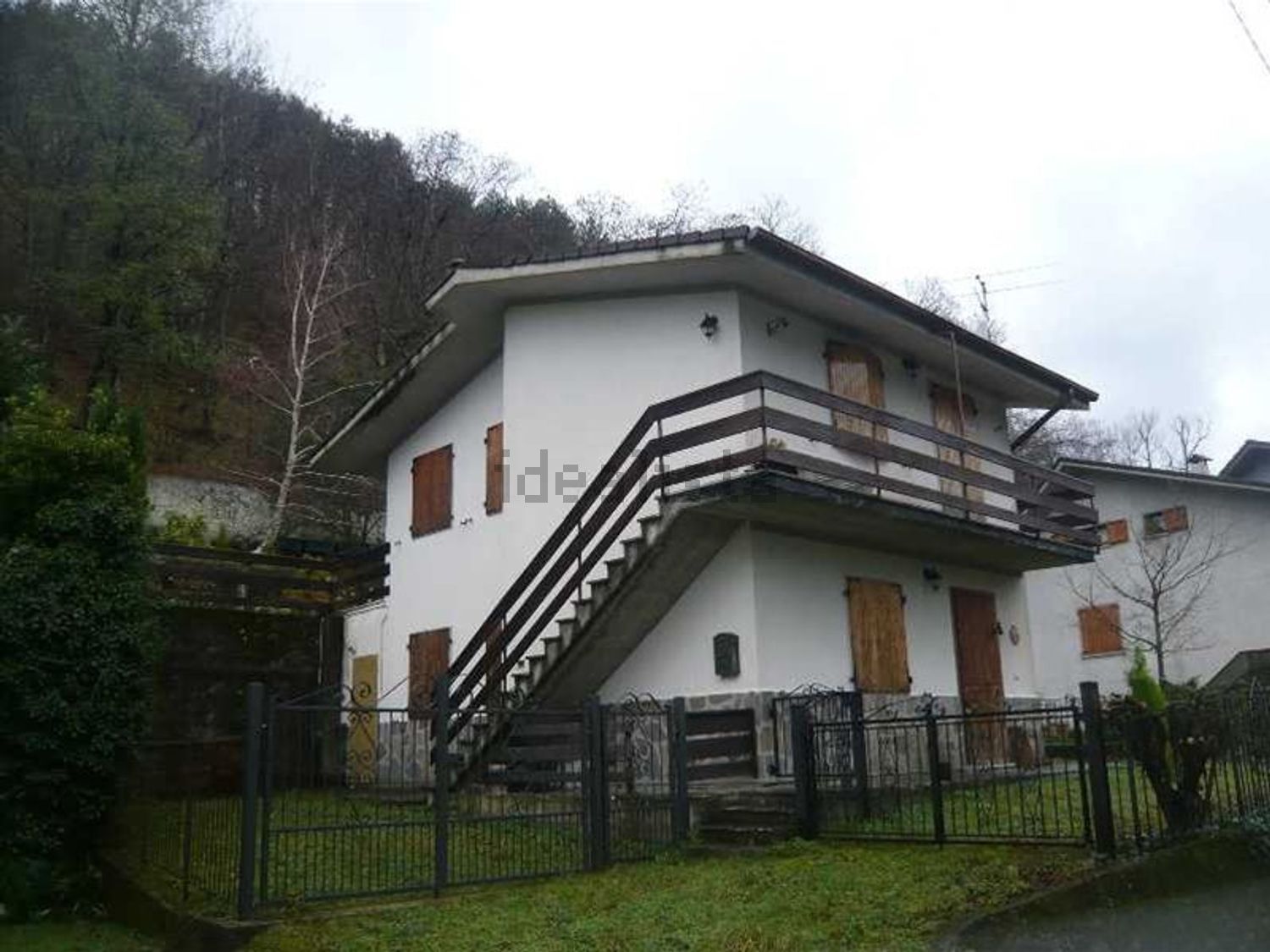 Maisons ou villas à Zeri