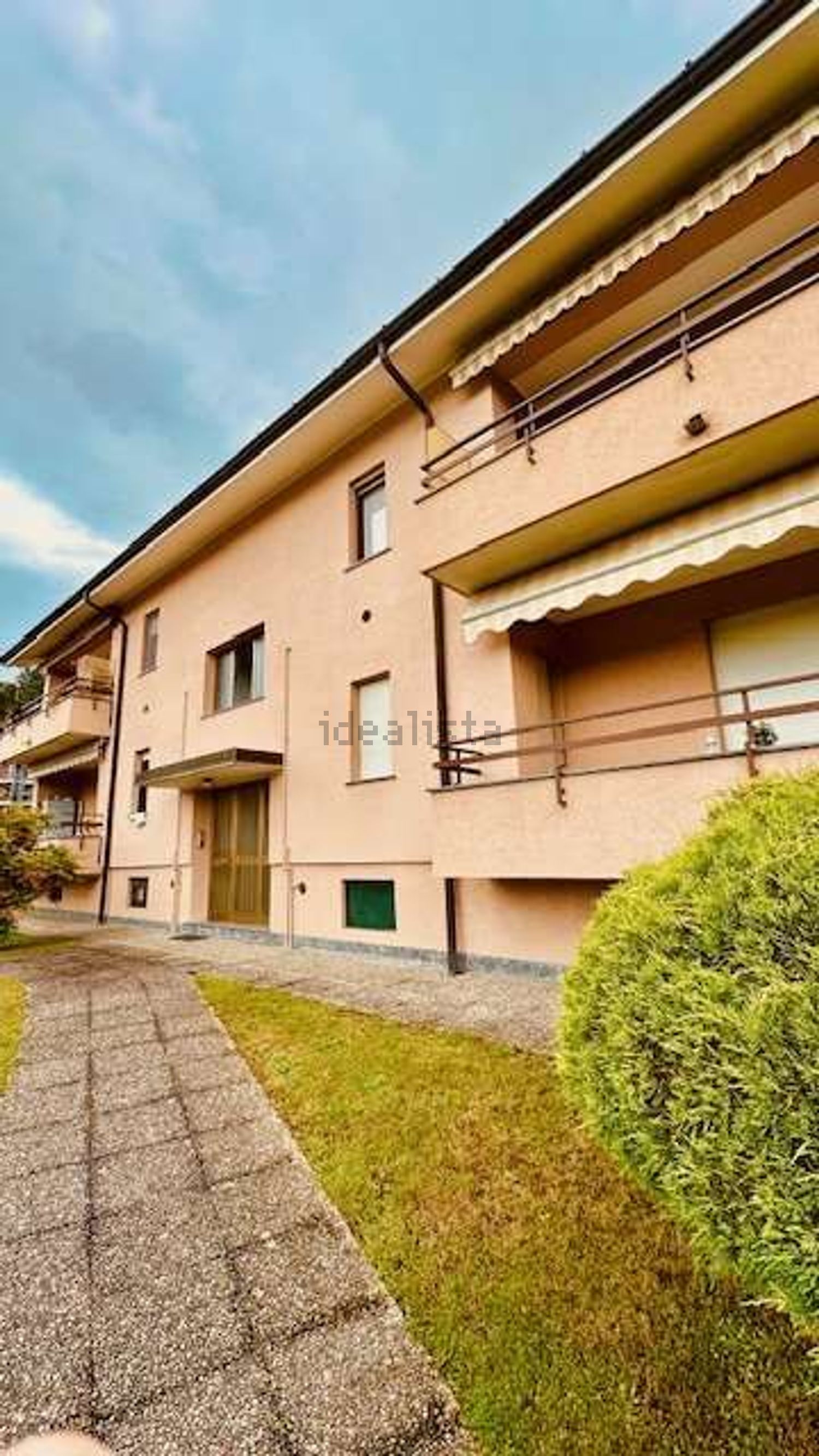 Appartamento a Casnate con Bernate