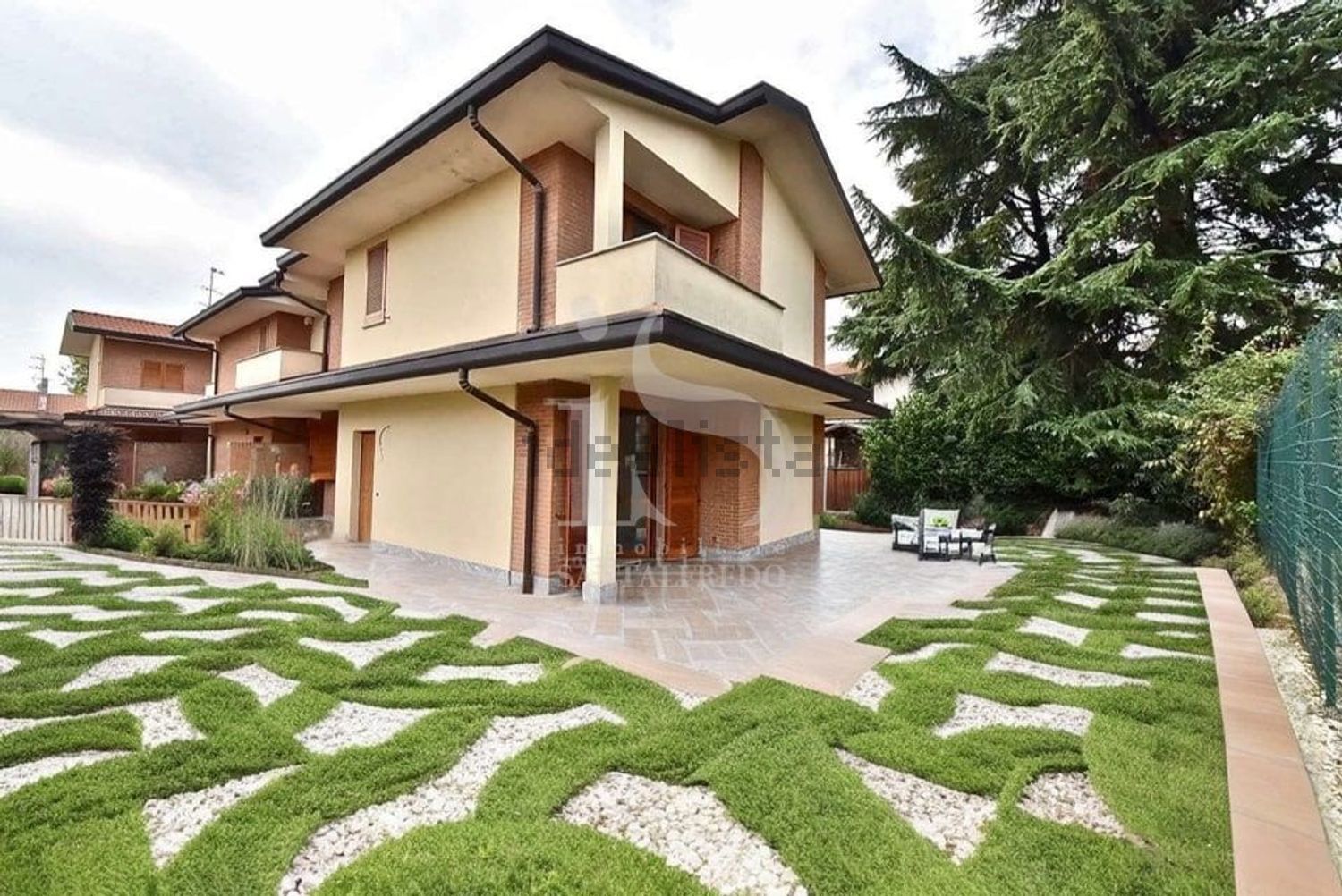 Chalet pareado en Ruginello - San Giorgio - San Maurizio, Vimercate