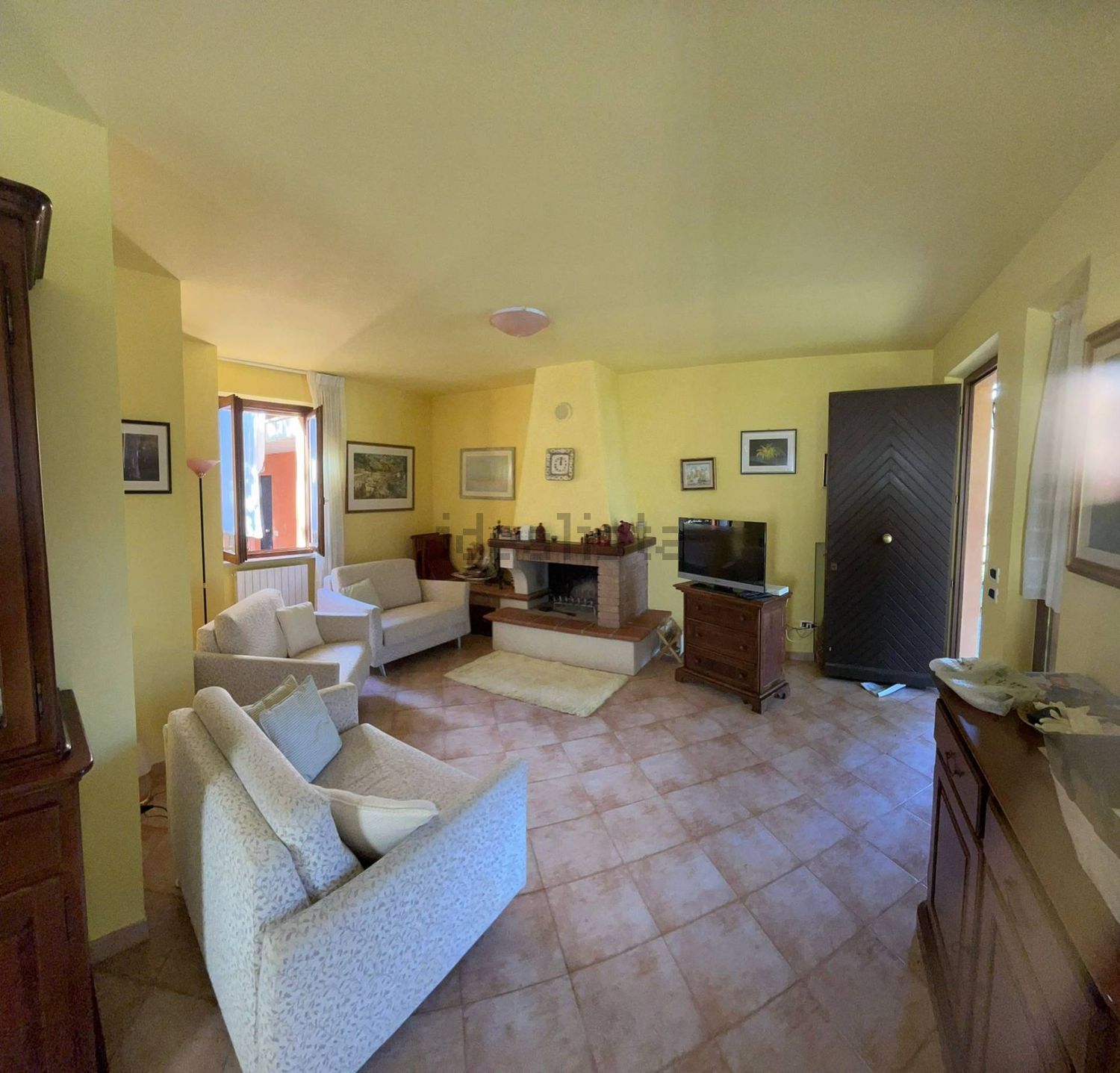 Terraced house in Sarnano
