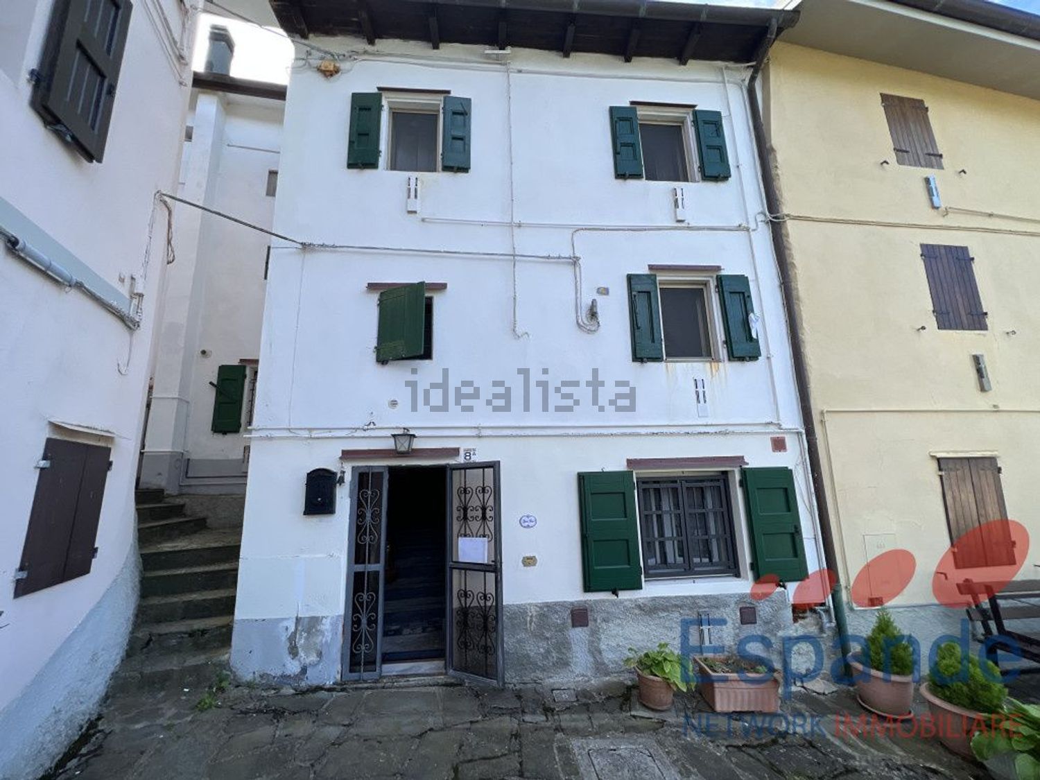 Villetta bifamiliare a Lizzano in Belvedere