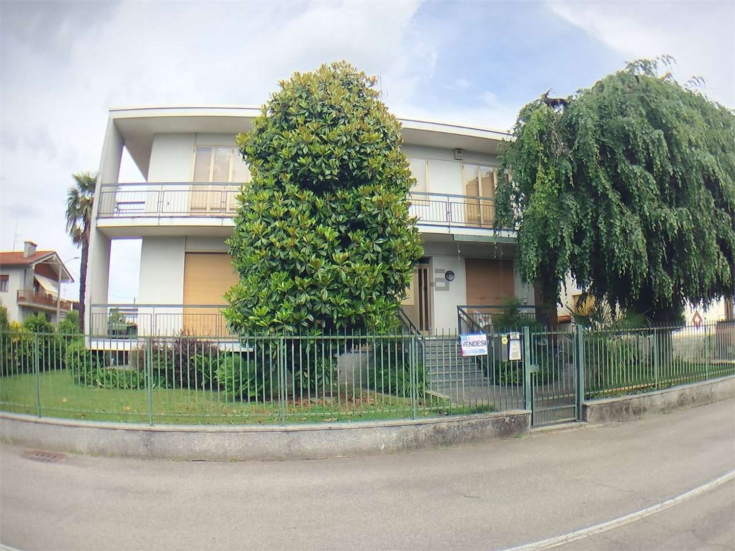Villetta bifamiliare a Rovellasca