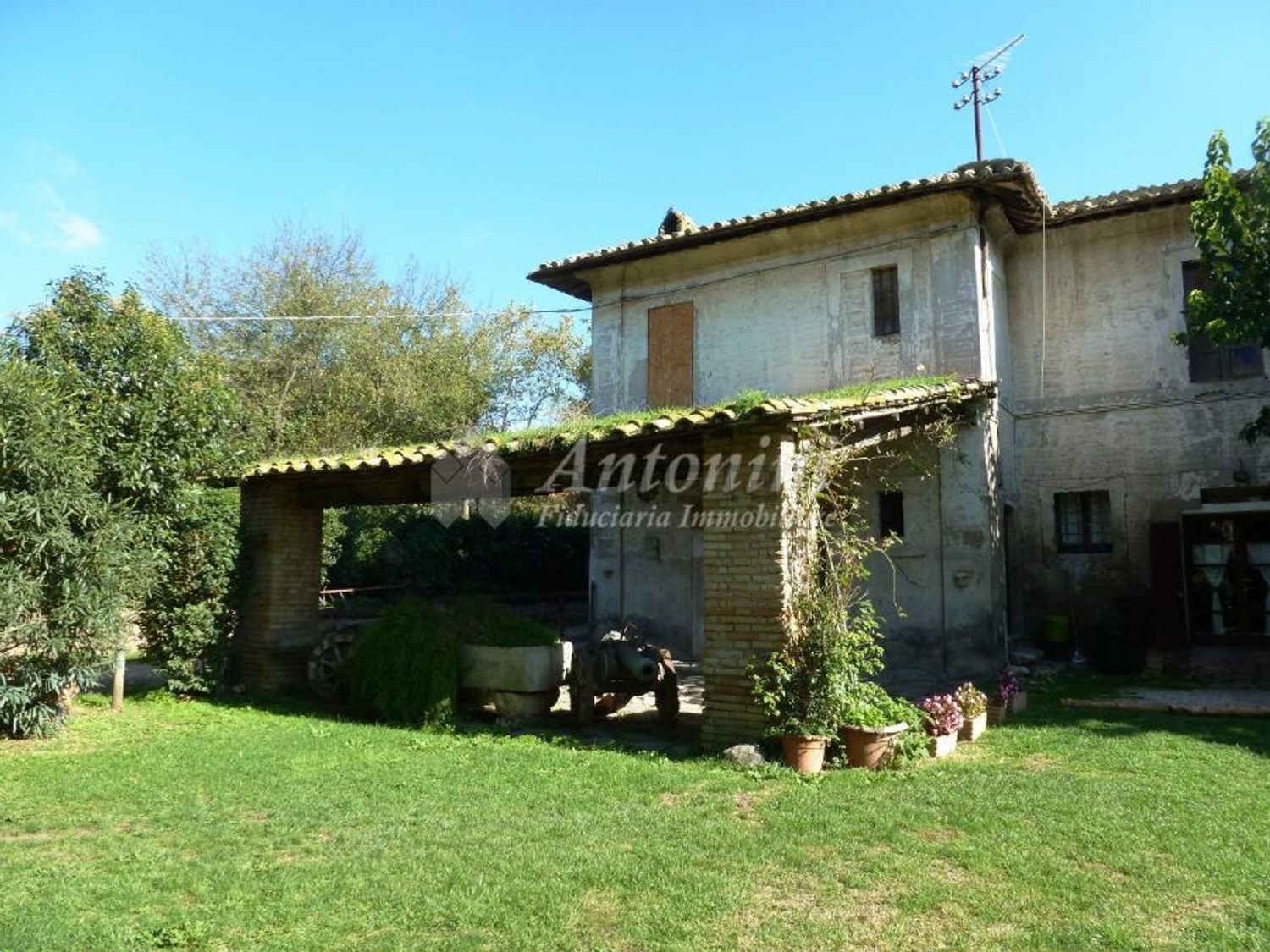 Detached house in Bufalotta - Settebagni - Settecamini, Roma