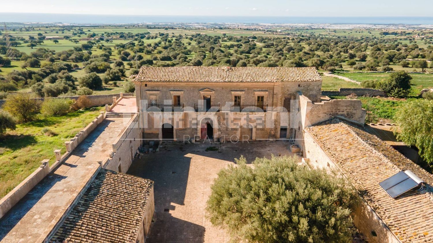 Quintas e casas rústicas em Puntarazzi - Donnafugata, Ragusa
