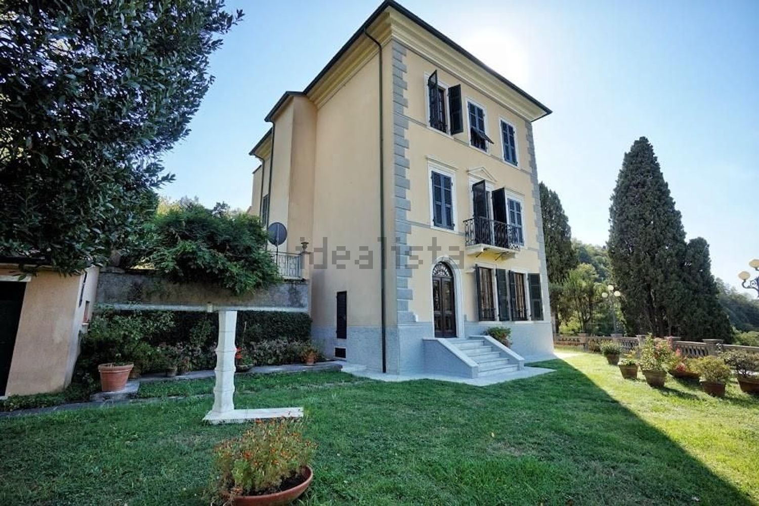 Chalet independiente en Centro, Carrara